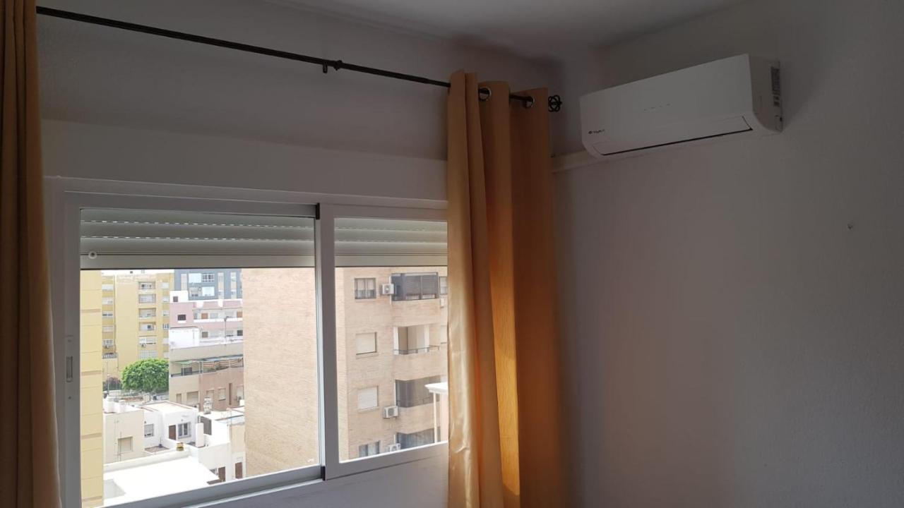 Apartamento En Paseo Maritimo อัลเมรีอา ภายนอก รูปภาพ